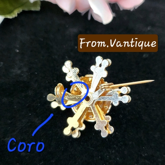 ❄️🔵 CORO Sapphire w/ Crystal & Pearl Snowflake Brooch / Pin 🧷 - Picture 3 of 5